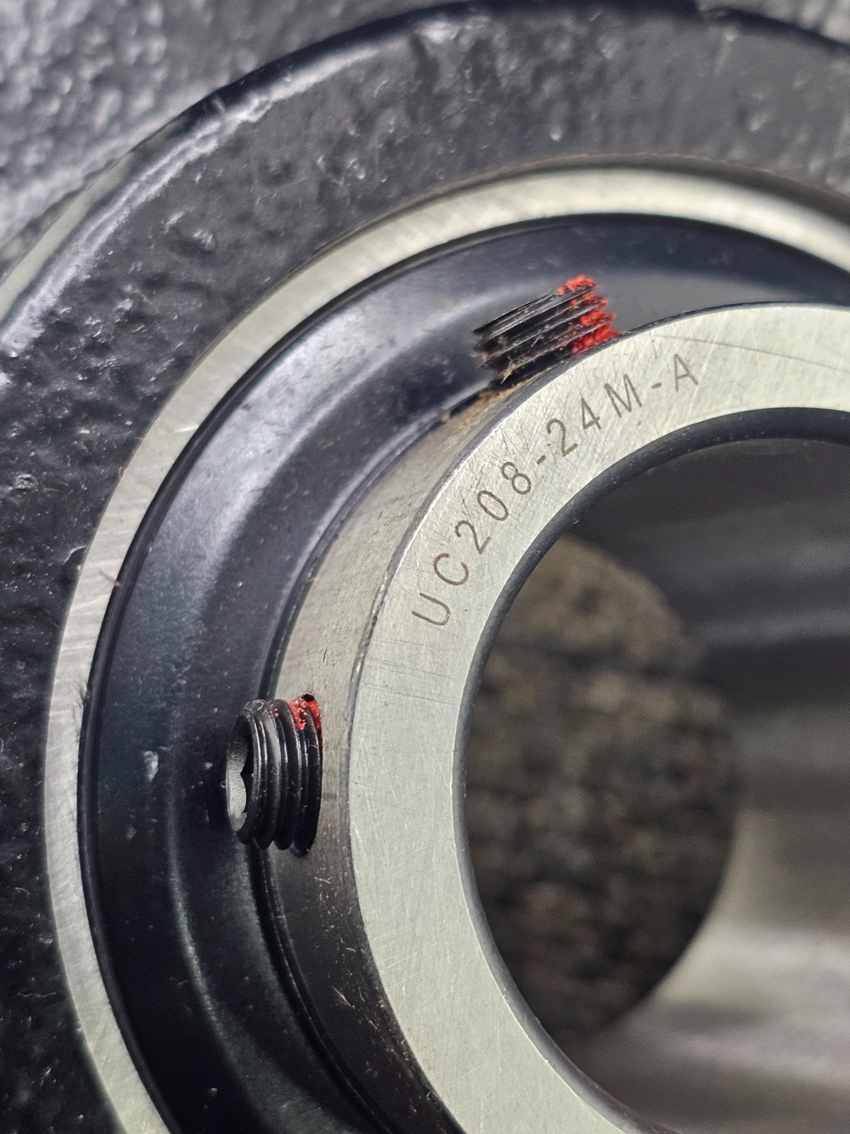 Peer F208 Mounted Bearing 4-Bolt Square Solid Housing Cast Iron w/ UC208-24M-A
