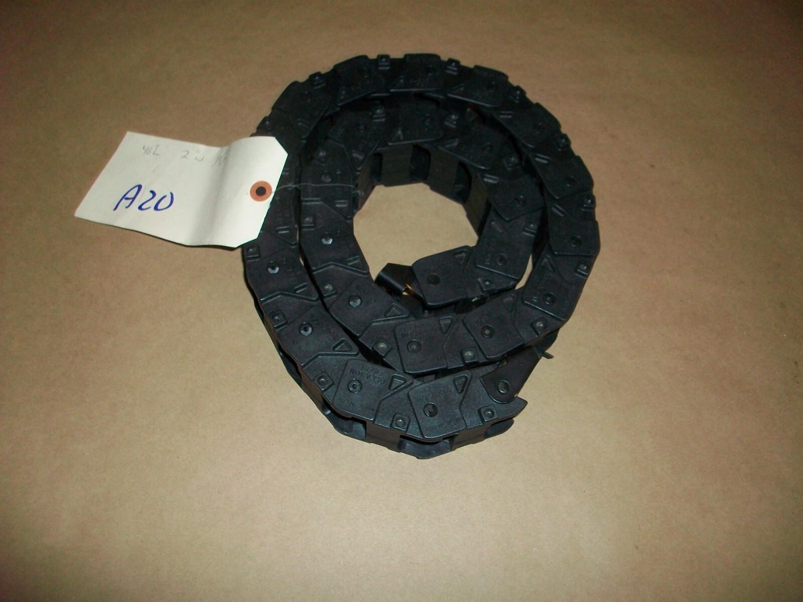 Gleeson Reel Flexible Machine Wireway I32p-I 2.05r 3.70r 46″ X 2 X 1.5 USED
