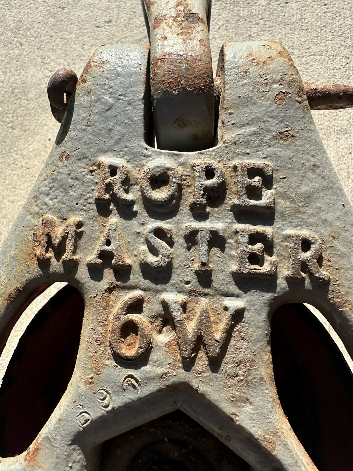 Vintage rare Rope Master 6W Industrial Mine Lifting Pulley Block Gray/Red Sheave