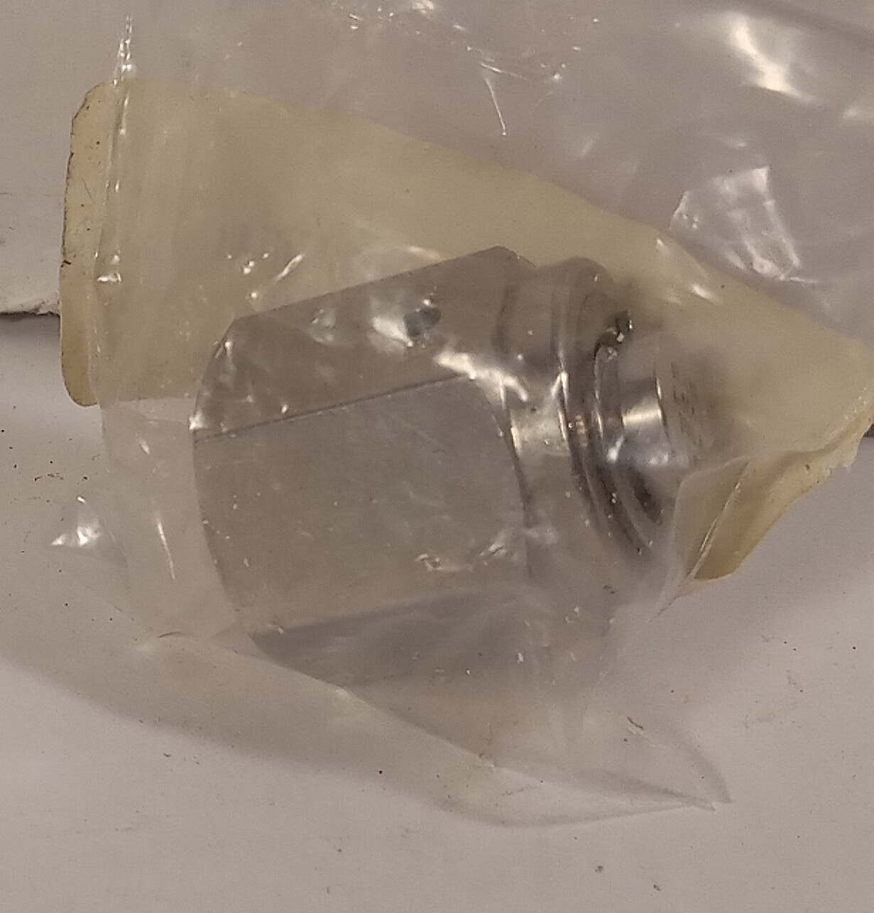 1 NEW HY-LOK H-VCP-4 316L STAINLESS STEEL WELD FITTING CAP NNB ***MAKE OFFER***