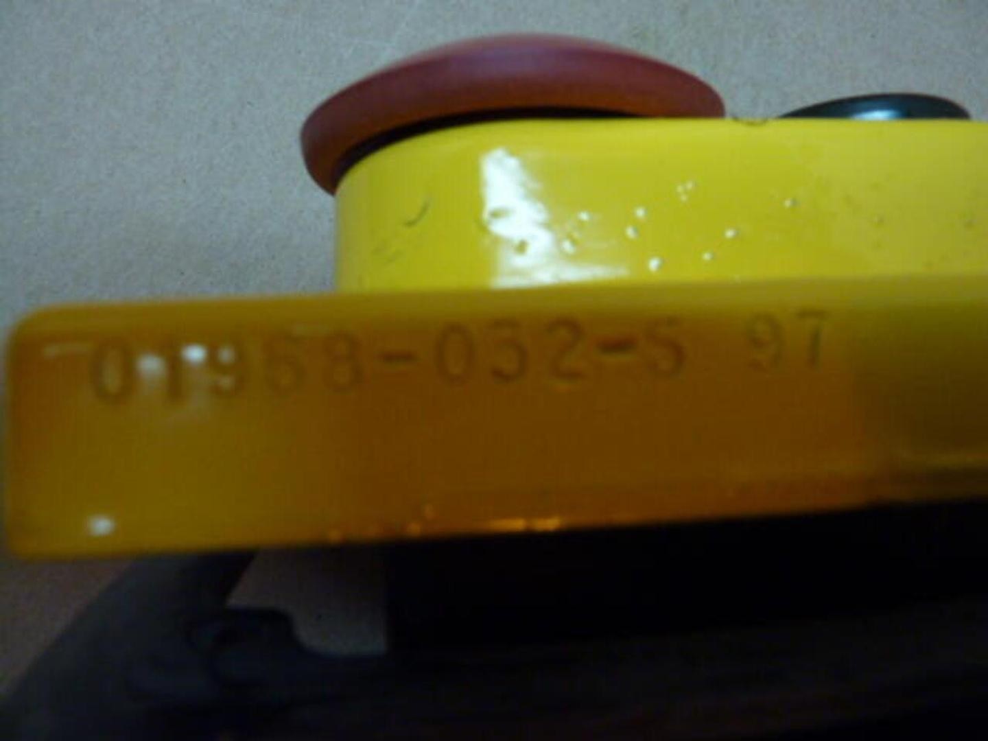 REES Push Button Double Plunger 01968-032 New #32461