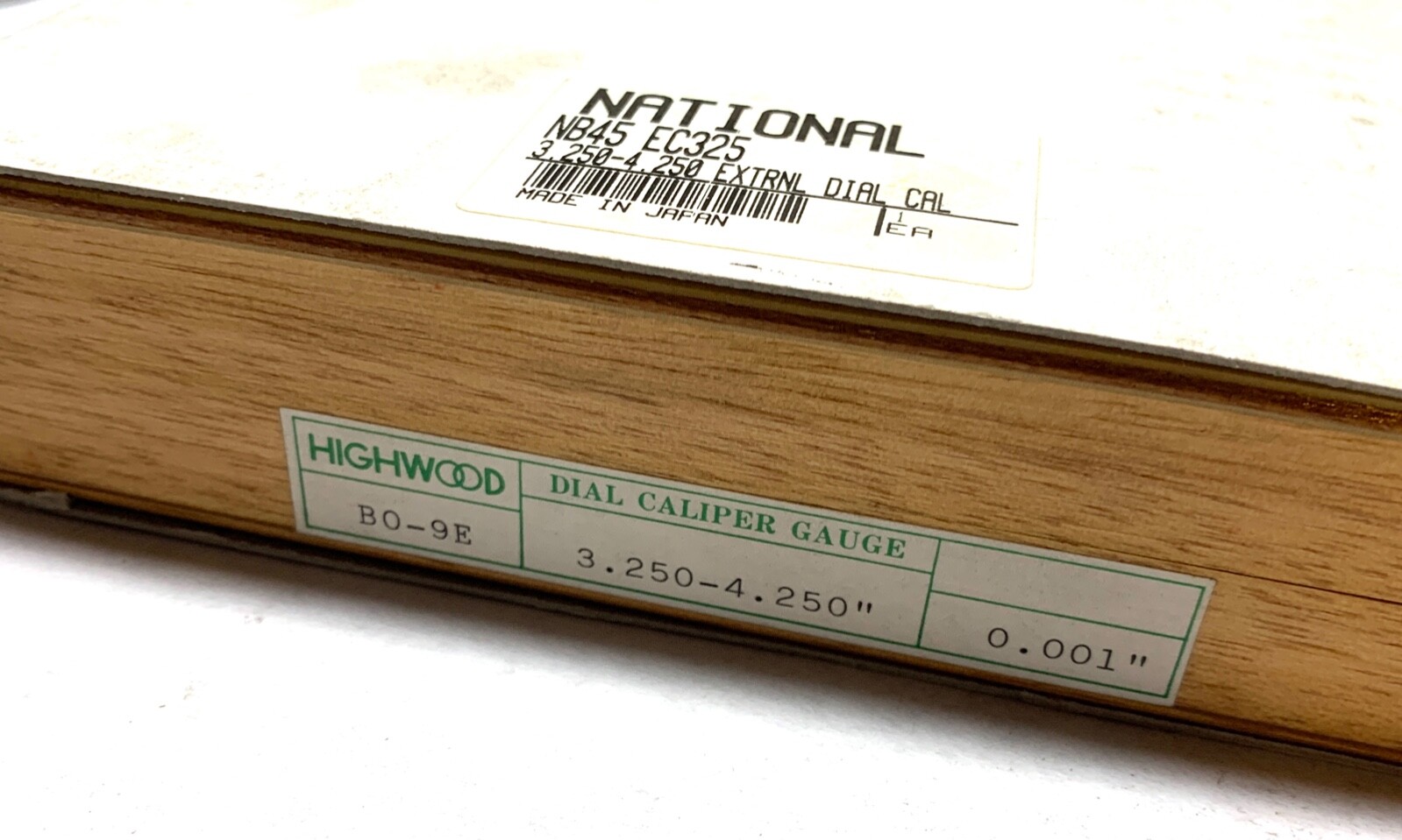 HIGHWOOD 3.250-4.250″ Dial Caliper – No. B0-9E – 0.001″ GRADS. – NEW IN BOX
