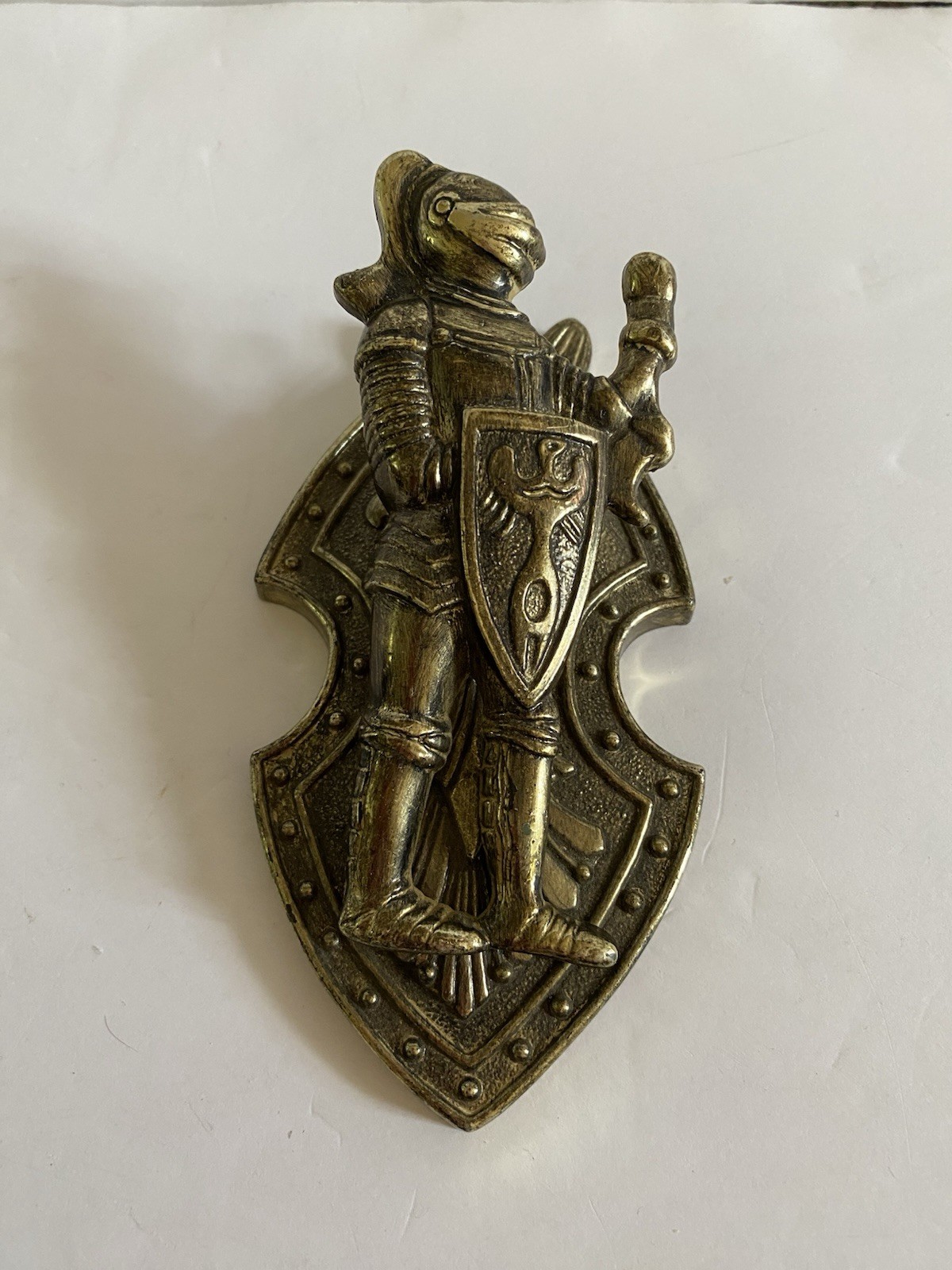Medieval Knight with Shield Gold Tone Plastic Letter Note Clip Hong Kong Vtg