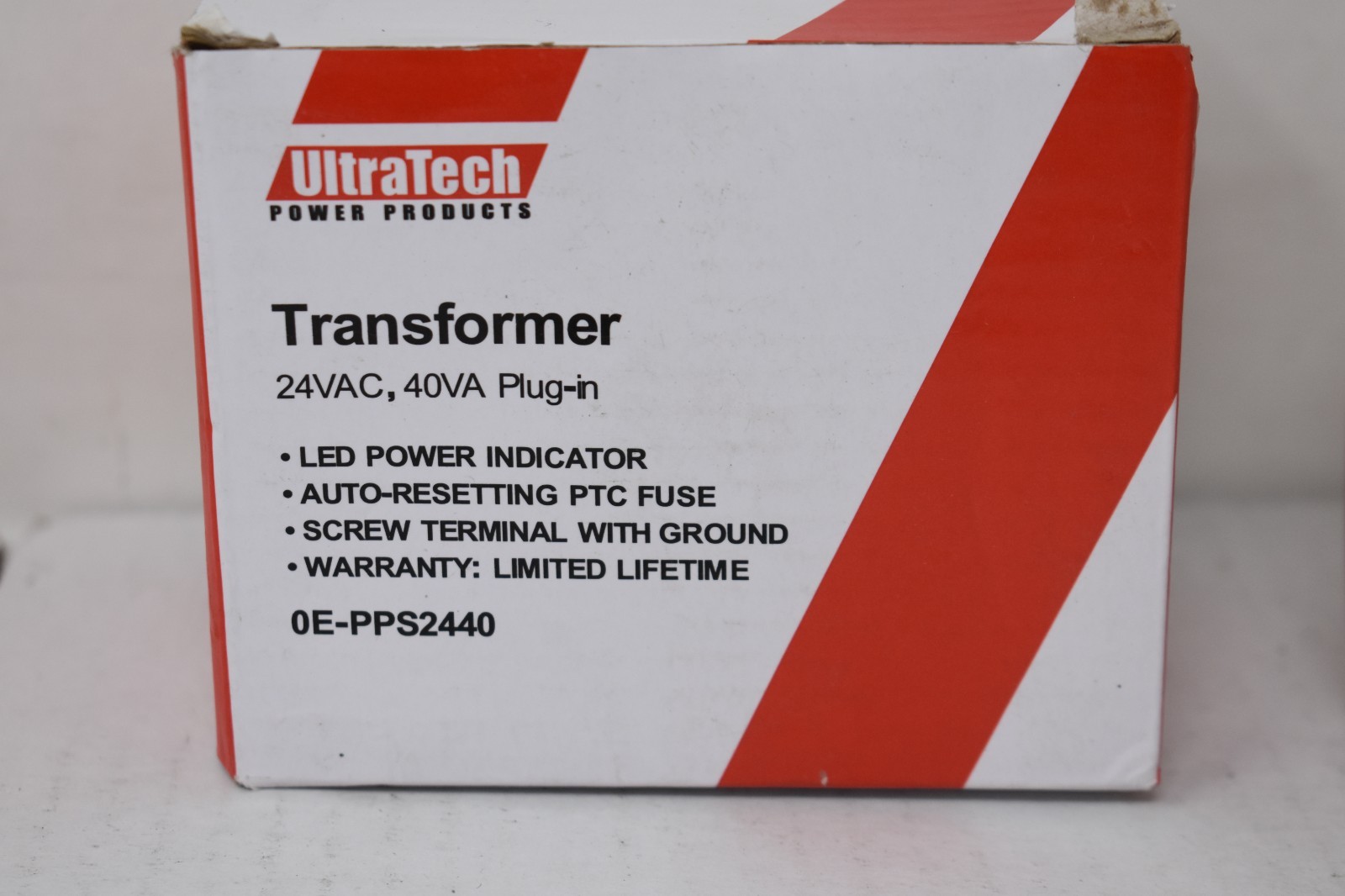 UltraTech Plug-In Transformer 0E-PPS2440 24VAC 40 VA LED Power Indicator