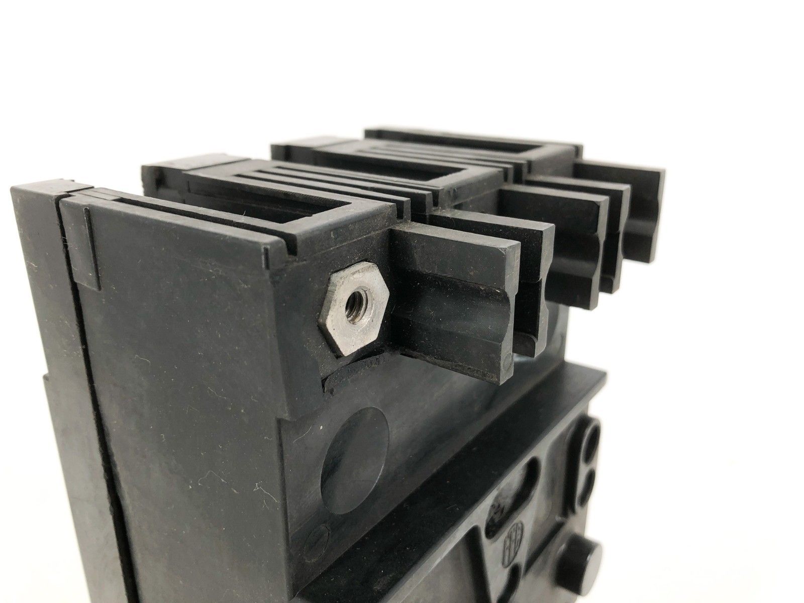 New ITE CE3B030 Circuit Breaker 30A 600VAC 3P – No Box