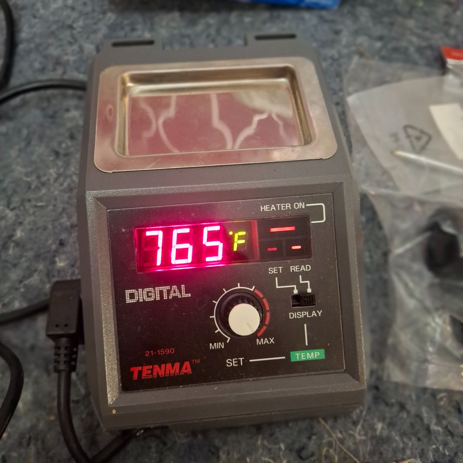Tenma Temperature Controlled Soldering Station 21-1590 Digital / Extra Tips