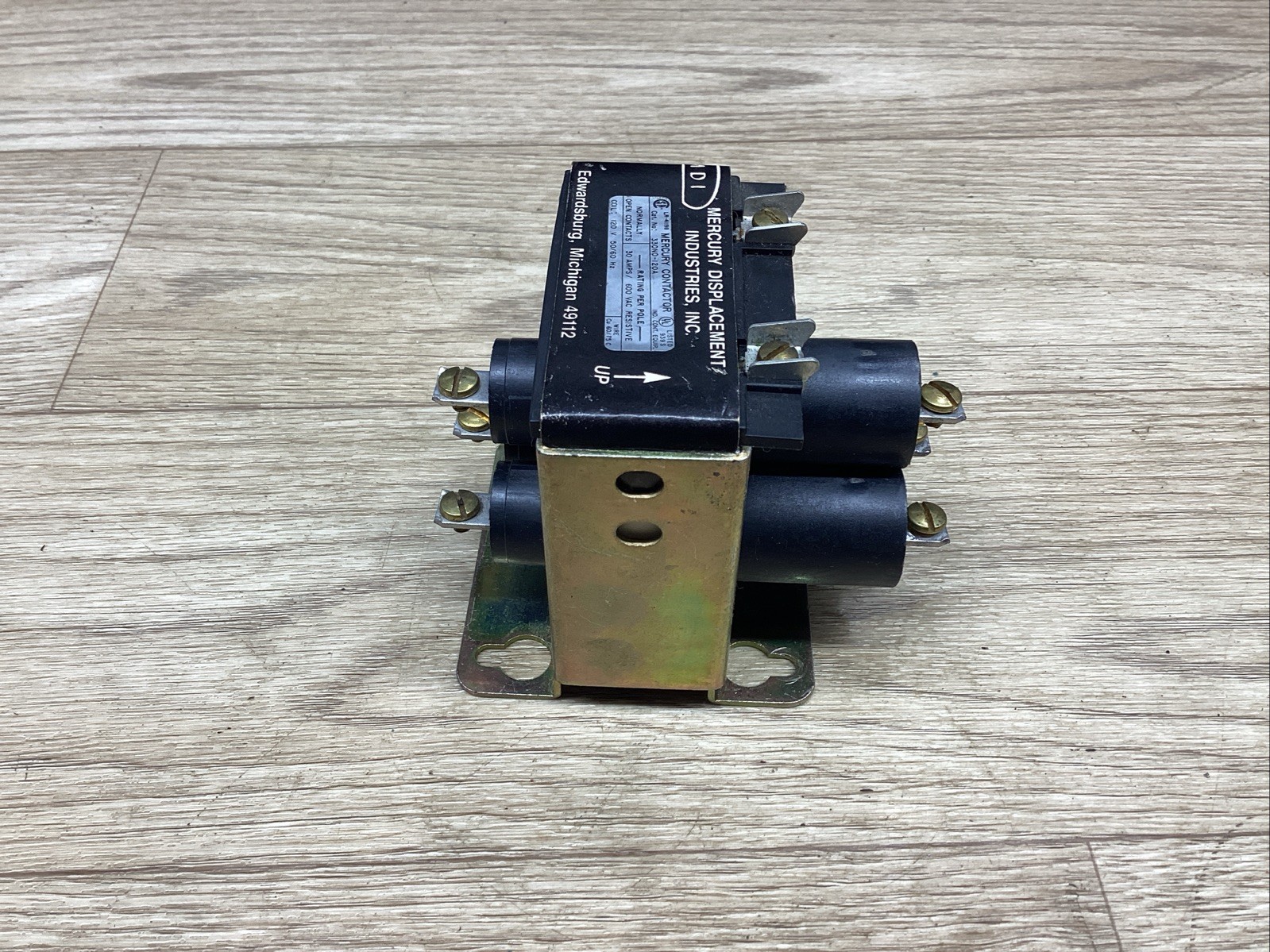 MDI CONTACTOR 33ONO-120A 120V 50/60 HZ 30A 600VAC #813C112PR4