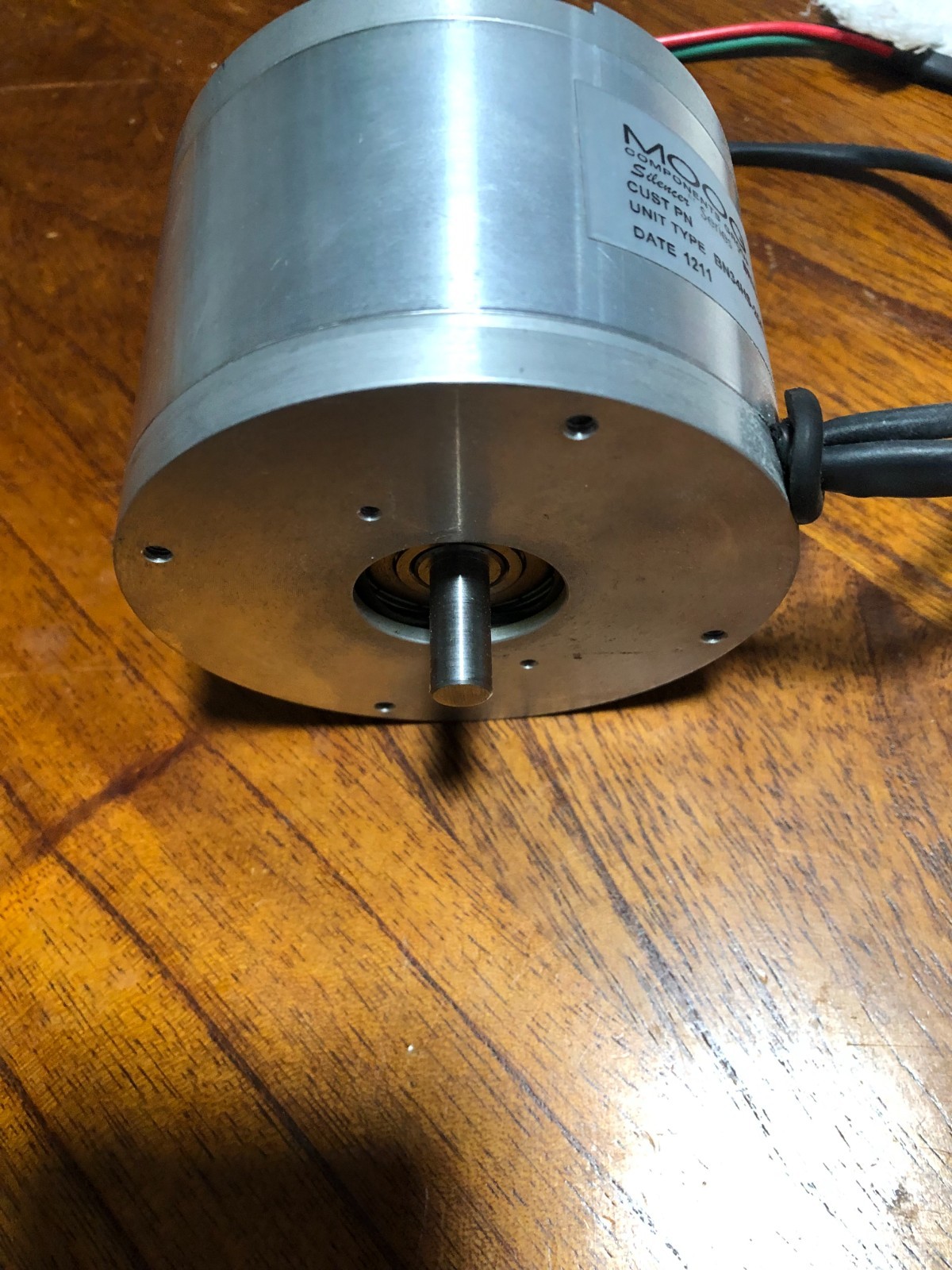 MOOG Components BN34HS-25AY-02LH Silencer Series Brushless DC Motor (4H618)
