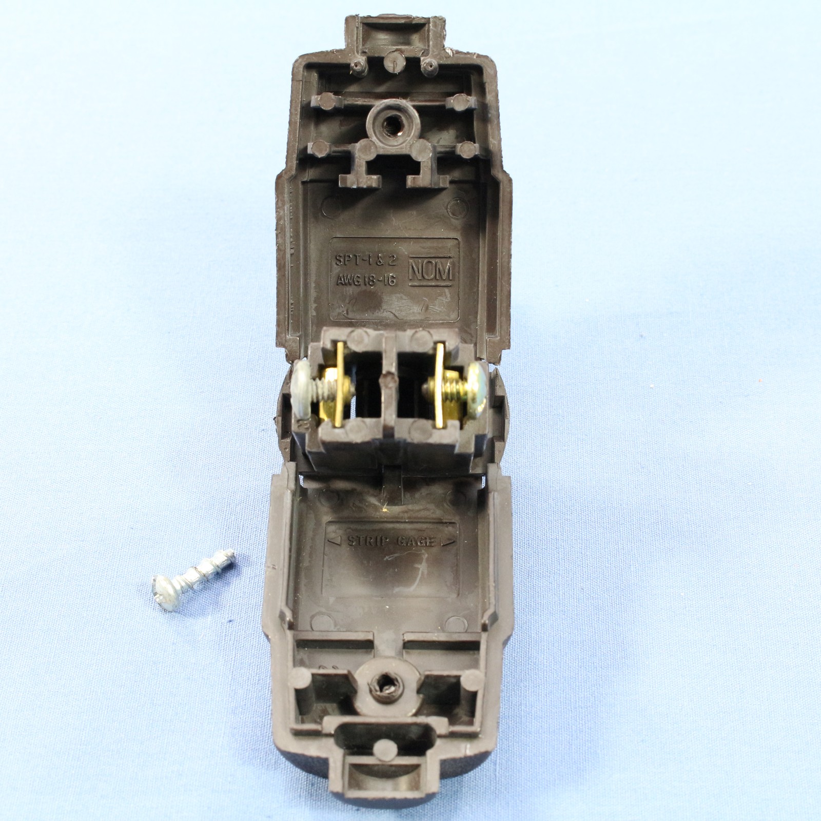 10 Leviton Brown Straight Blade Polarized Connector Plugs NEMA 1-15 15A 125V 102