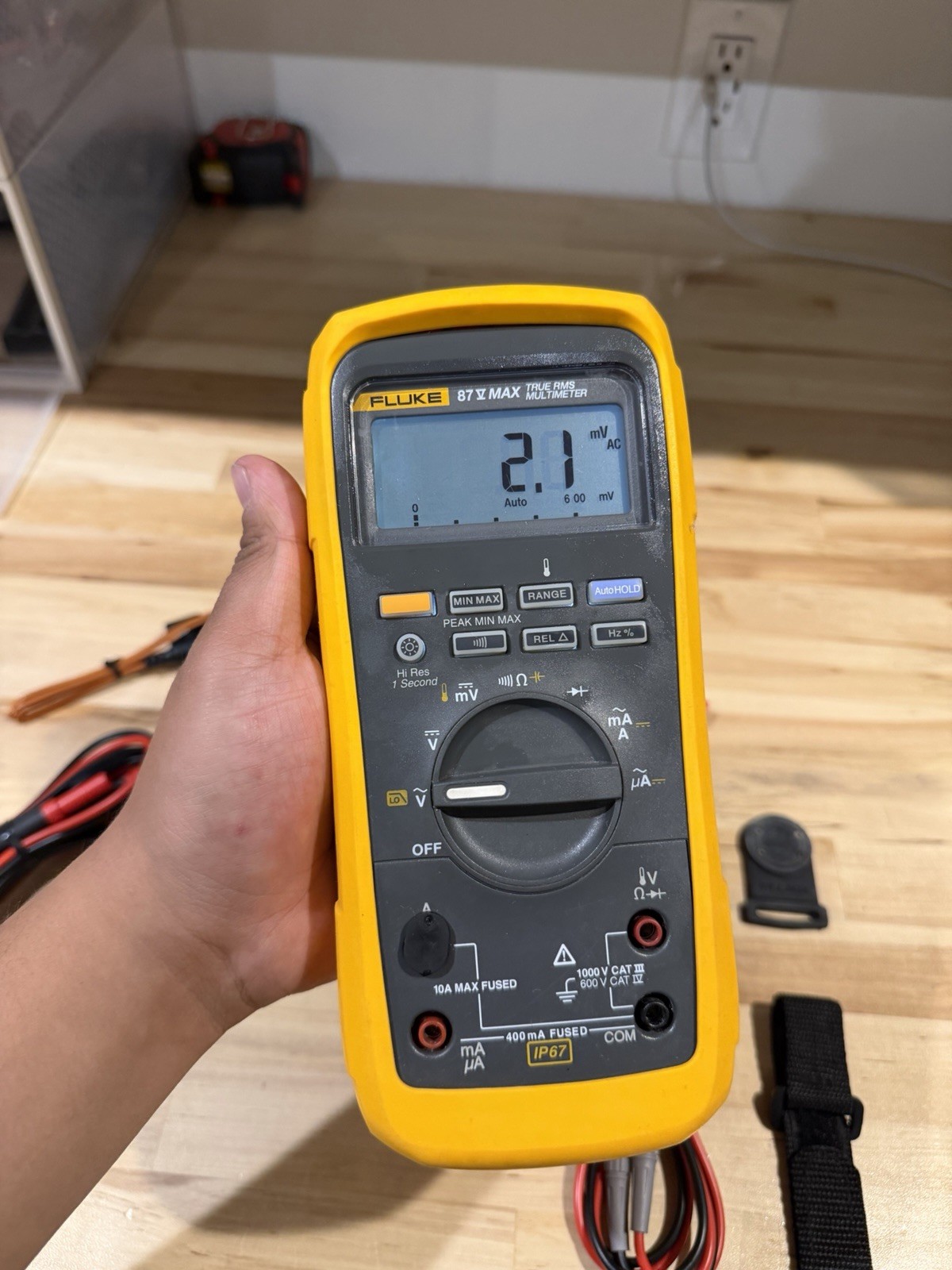 FLUKE 87V-MAX/E2 INDUSTRIAL COMBO KIT (TESTED) SHIPS FAST
