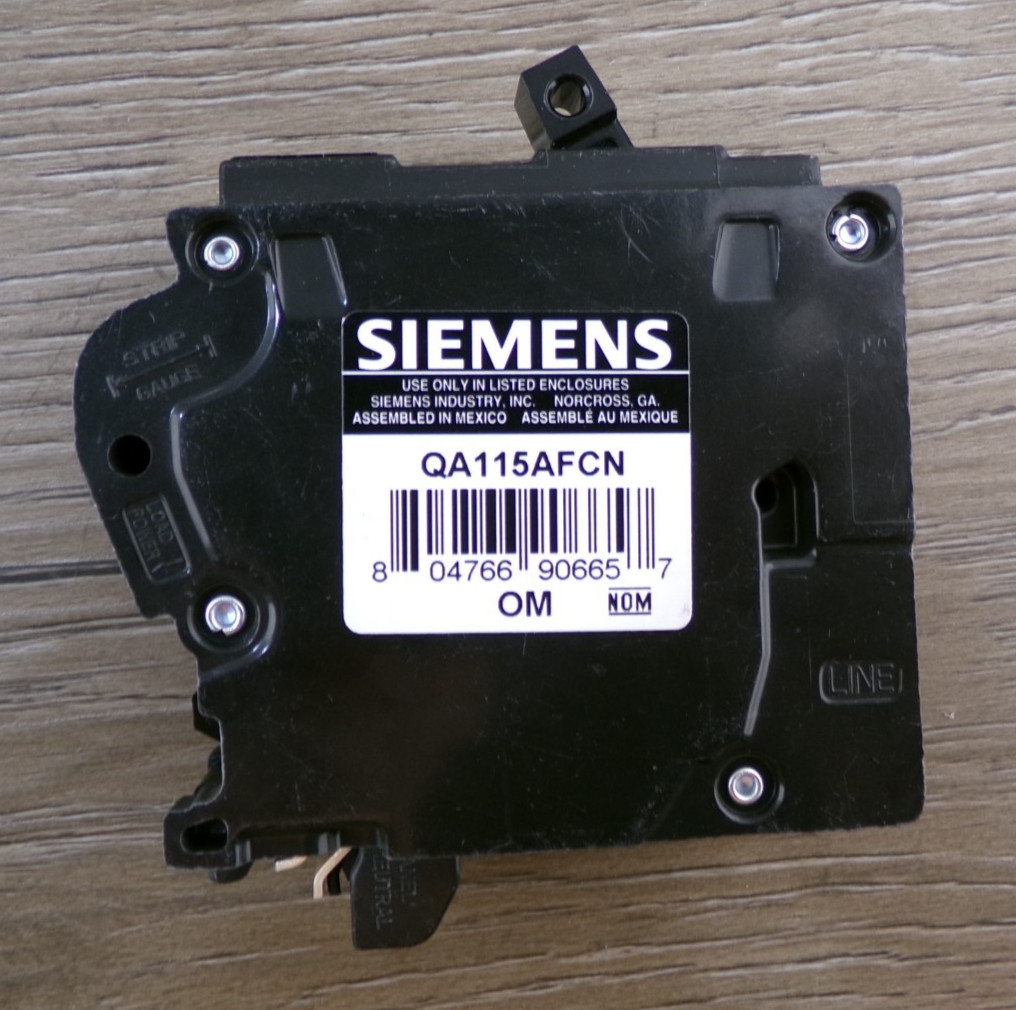 SIEMENS QA115AFCN 15A AFCI PLUG ON NEUTRAL (NO PIGTAIL WIRE) (Box of 10) S7