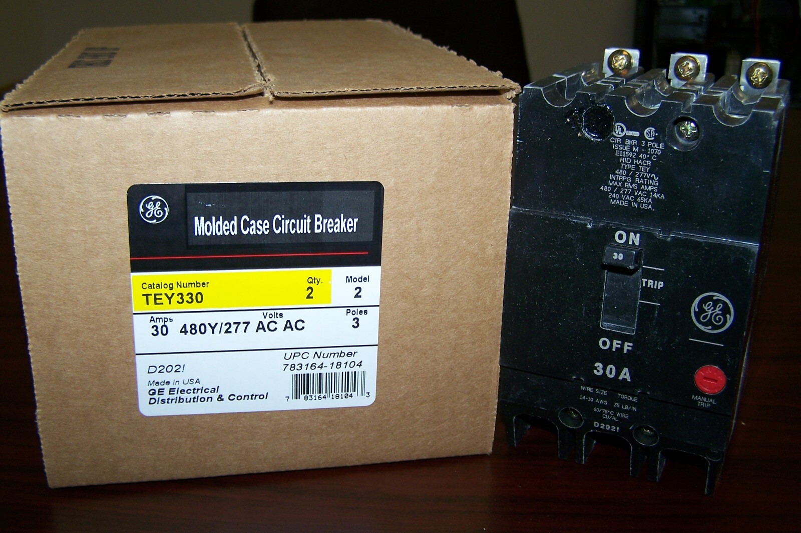 TEY330 GE ABB 3Pole 30Amp 480Volt Bolt-On BRAND NEW TEY Circuit Breaker