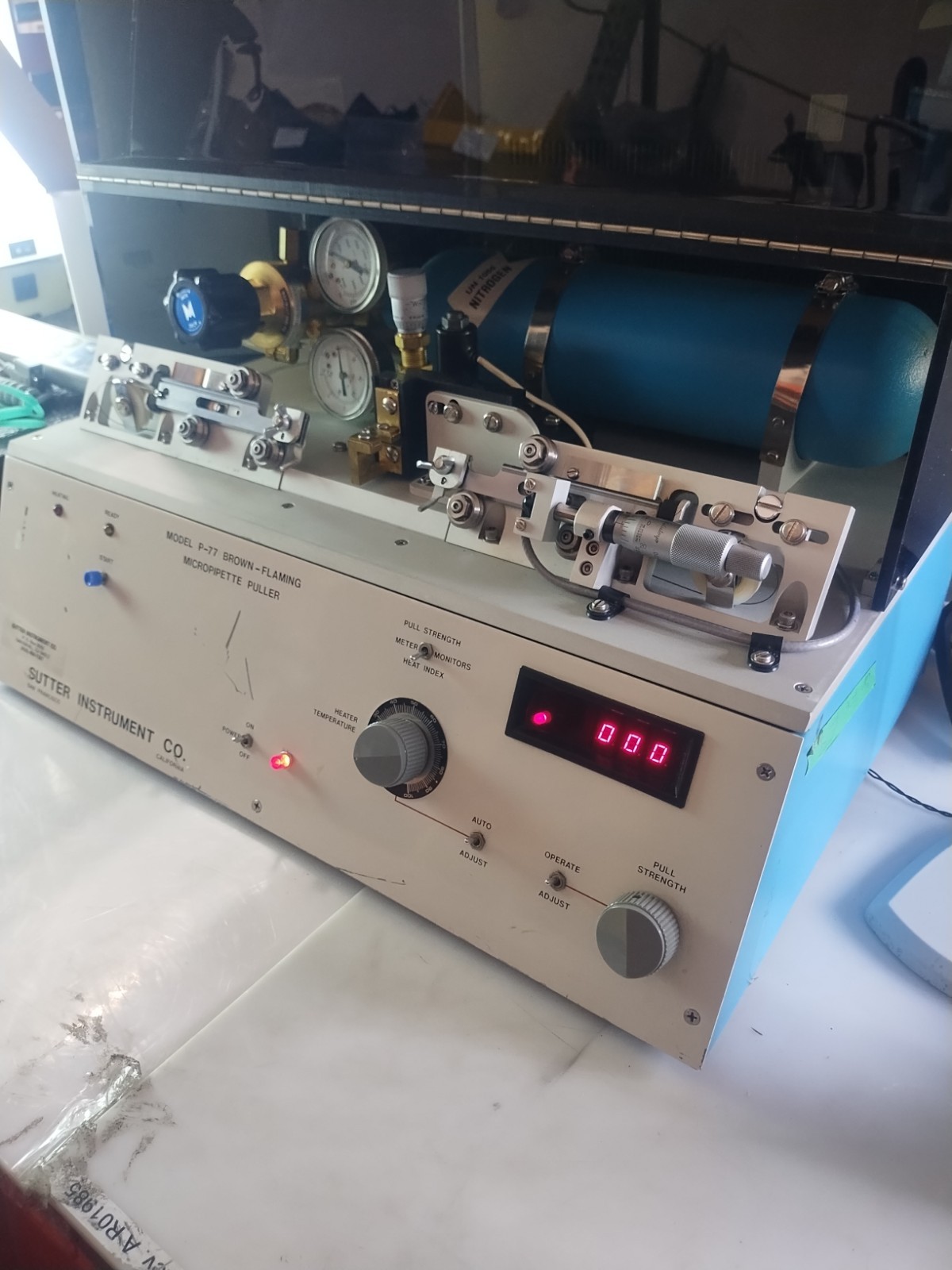 SUTTER INSTRUMENT MODEL P-77 P-77B BROWN FLAMMING MICROPIPETTE PULLER