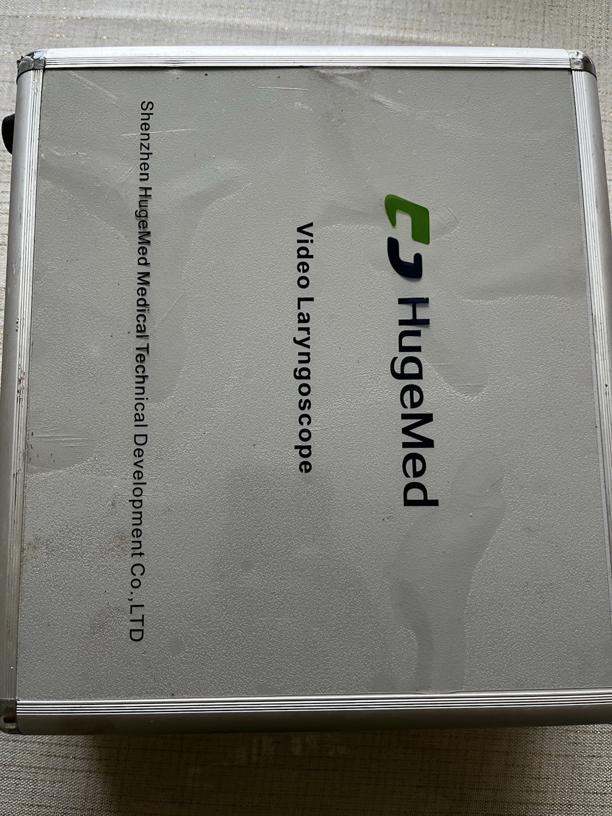 HugeMed Video Laryngoscope Kit w/ Macintosh Blades & Case for Anesthesiology