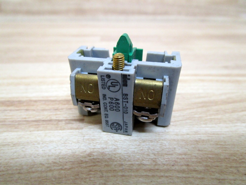 IDEC BST-010 Contact Block BST010