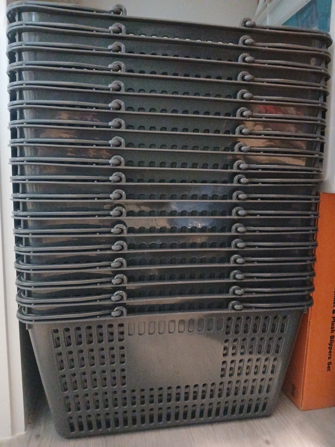 Shopping Basket With Handles Plastic Set Of 18 Big Size