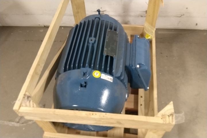 Weg 01536ST3QIE254T-W22 15 HP 3530 RPM 460VAC 3-Phase IEEE 841 Motor