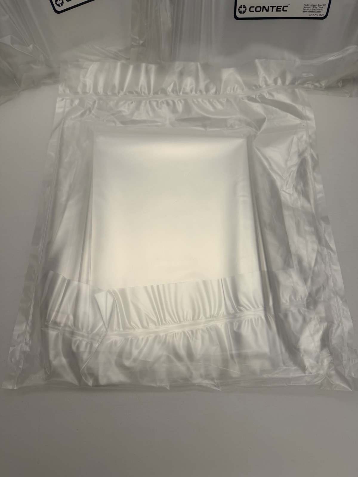 Contec BKTBAG2 Irradiated Bucket Liners 25-50kGy 26.5x18x0.004″ Qty.15×3 -45 bag