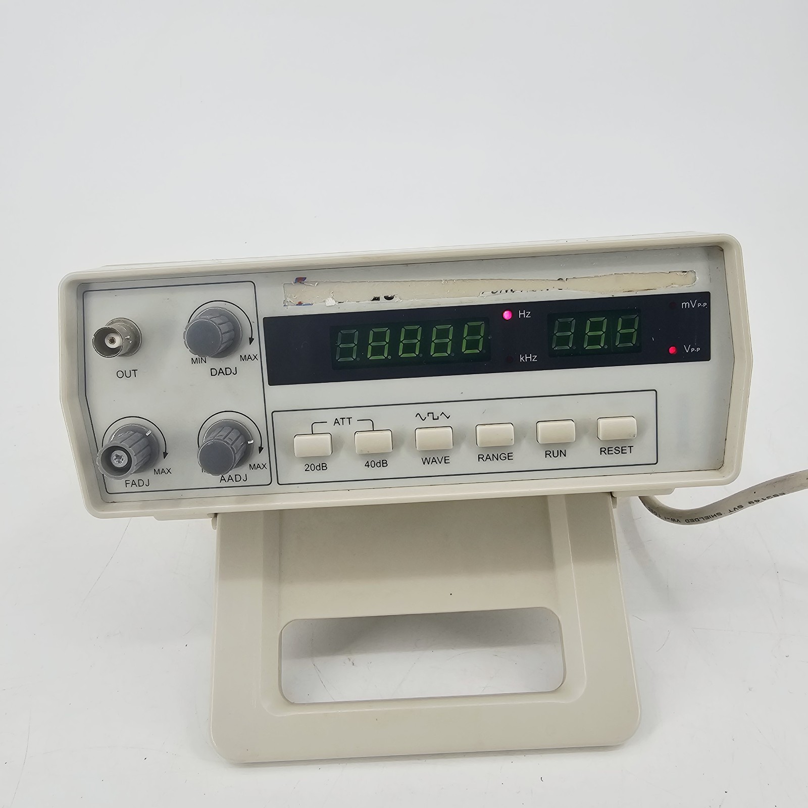 Sinometer 2MHz Function Generator VC2002 with high stability and accuracy
