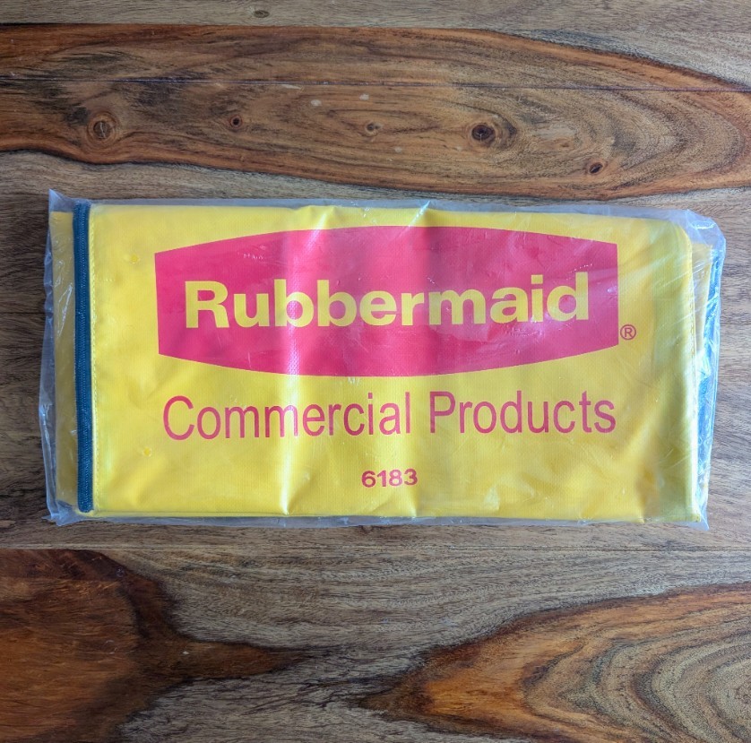 Rubbermaid Commercial 6183 Zippered Yellow Vinyl Cleaning Cart Bag – Brand New
