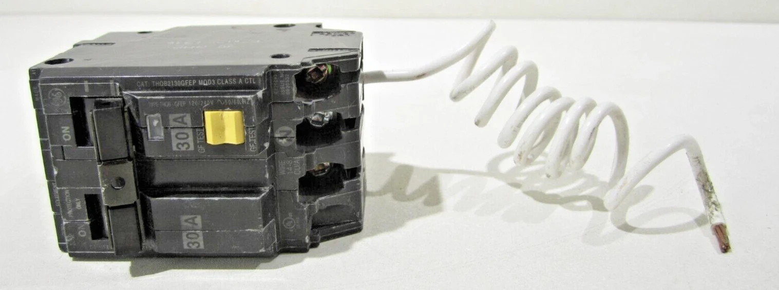 THQB2130GFEP General Electric Bolt-On 30 AMP 2 Pole 240V 1 PH Circuit Breaker