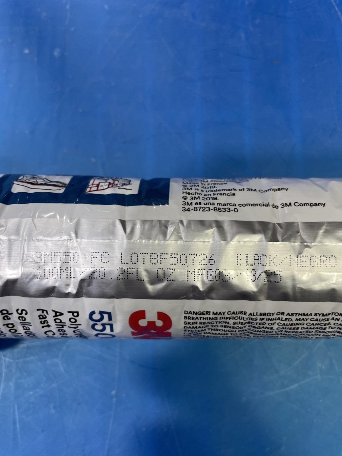 3M 550FC Polyurethane Adhesive Sealant, 600 ml, Fast Cure, Black -Lot of 3 Tubes