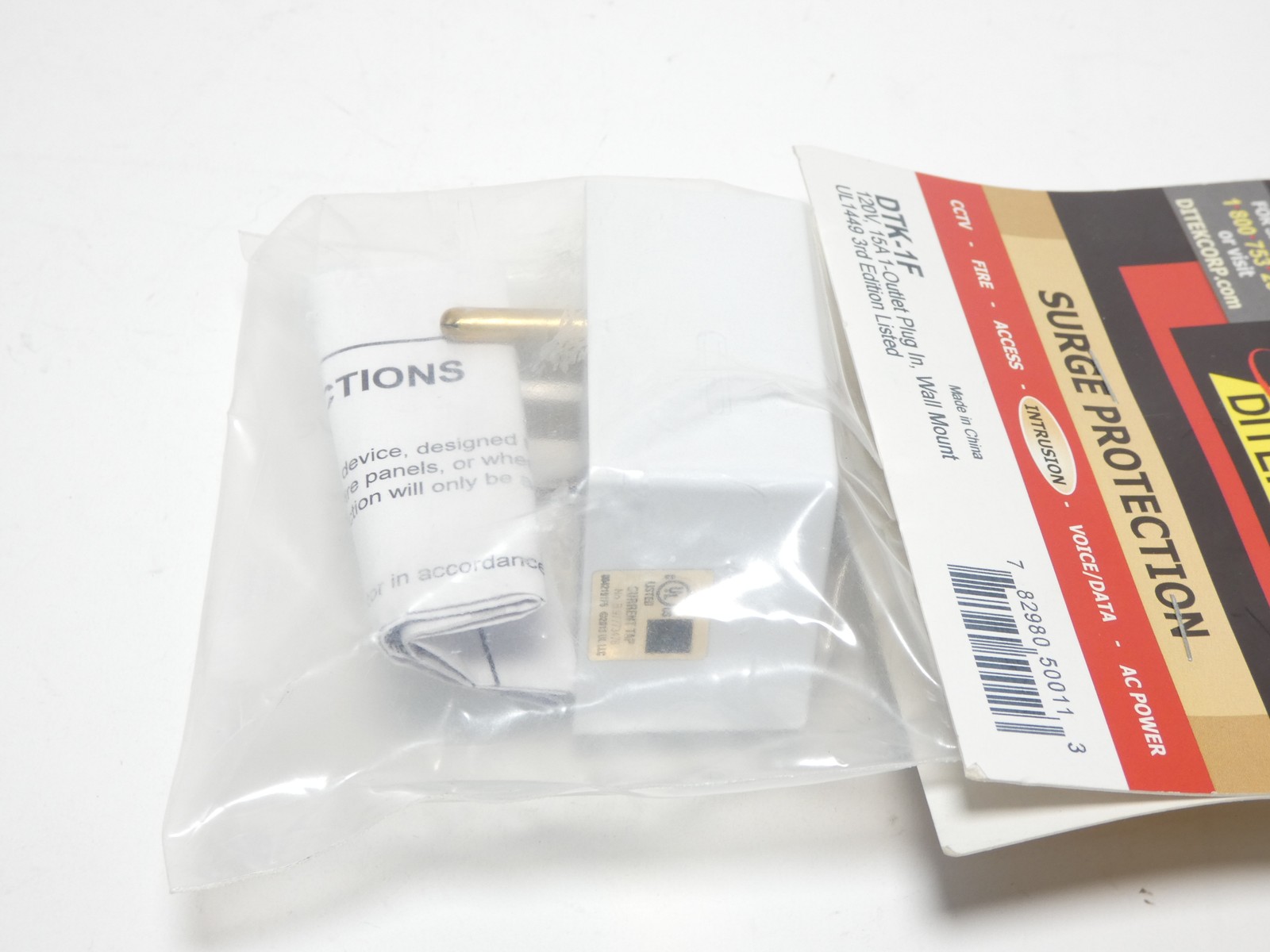 Ditek DTK-1F 1-Outlet Plug-In Wall Mount Surge Protection 120V 15A – NEW Surp…
