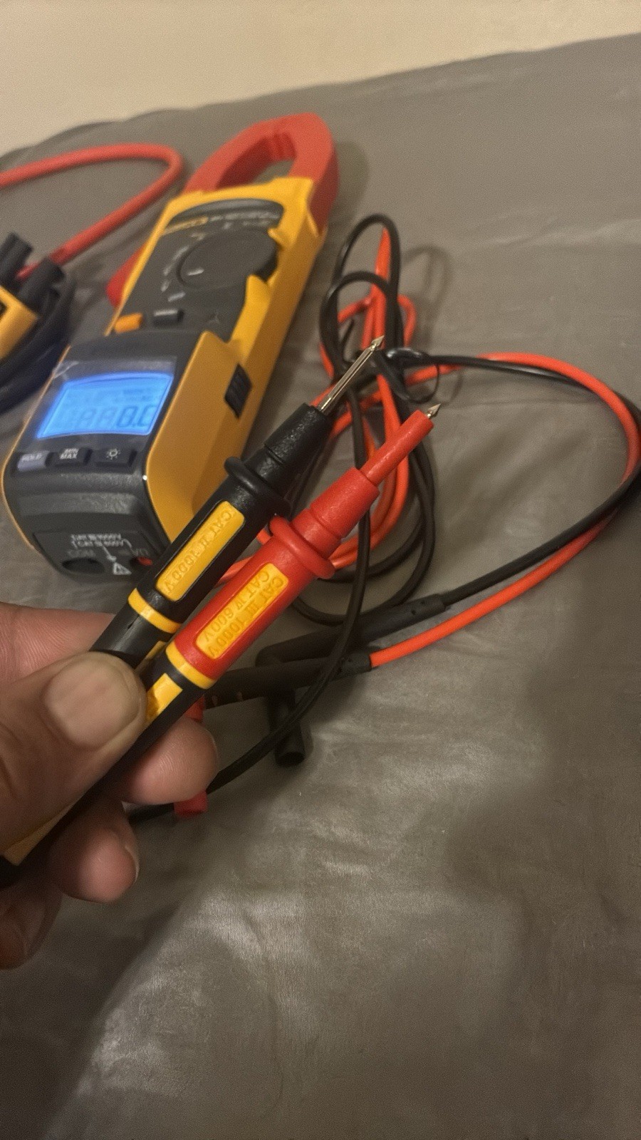 Fluke 381 True-RMS Clamp Meter Remote Display w/ Case, Leads, Backlight