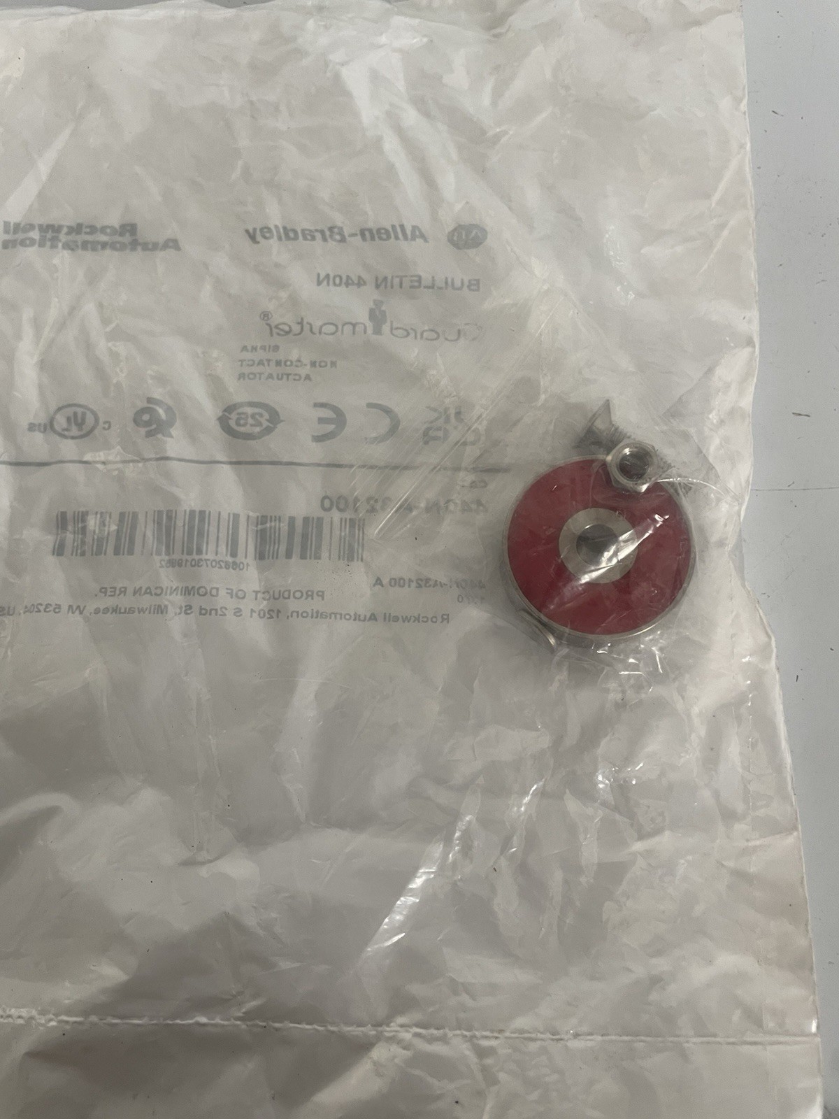 Allen Bradley 440N-A32100 NEW