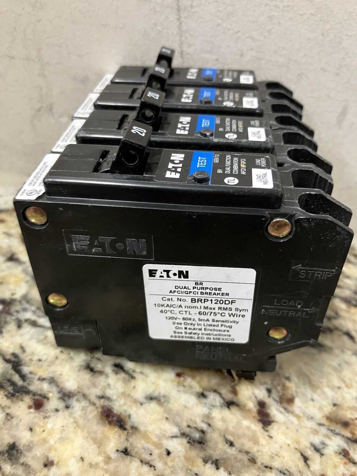 (4) Eaton BRP120DF 20 Amp 1 Pole BR AFCI/GFCI Dual Function Circuit Breaker