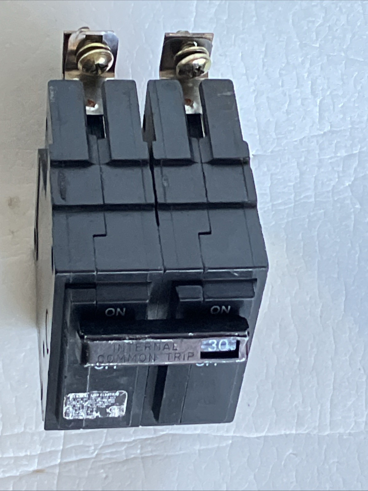 GE THQB2130, 30 Amp, 240 Volt, 2 Pole, Bolt-On Circuit Breaker (see pics)
