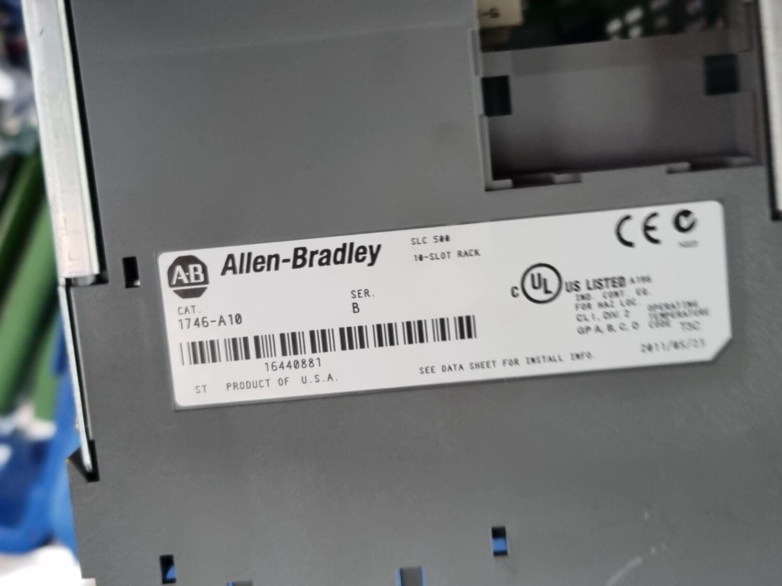 ALLEN BRADLEY 1746-A10 B 10-SLOT RACK W/ 1746-P2 C B POWER SUPPLY (RBD6.1)