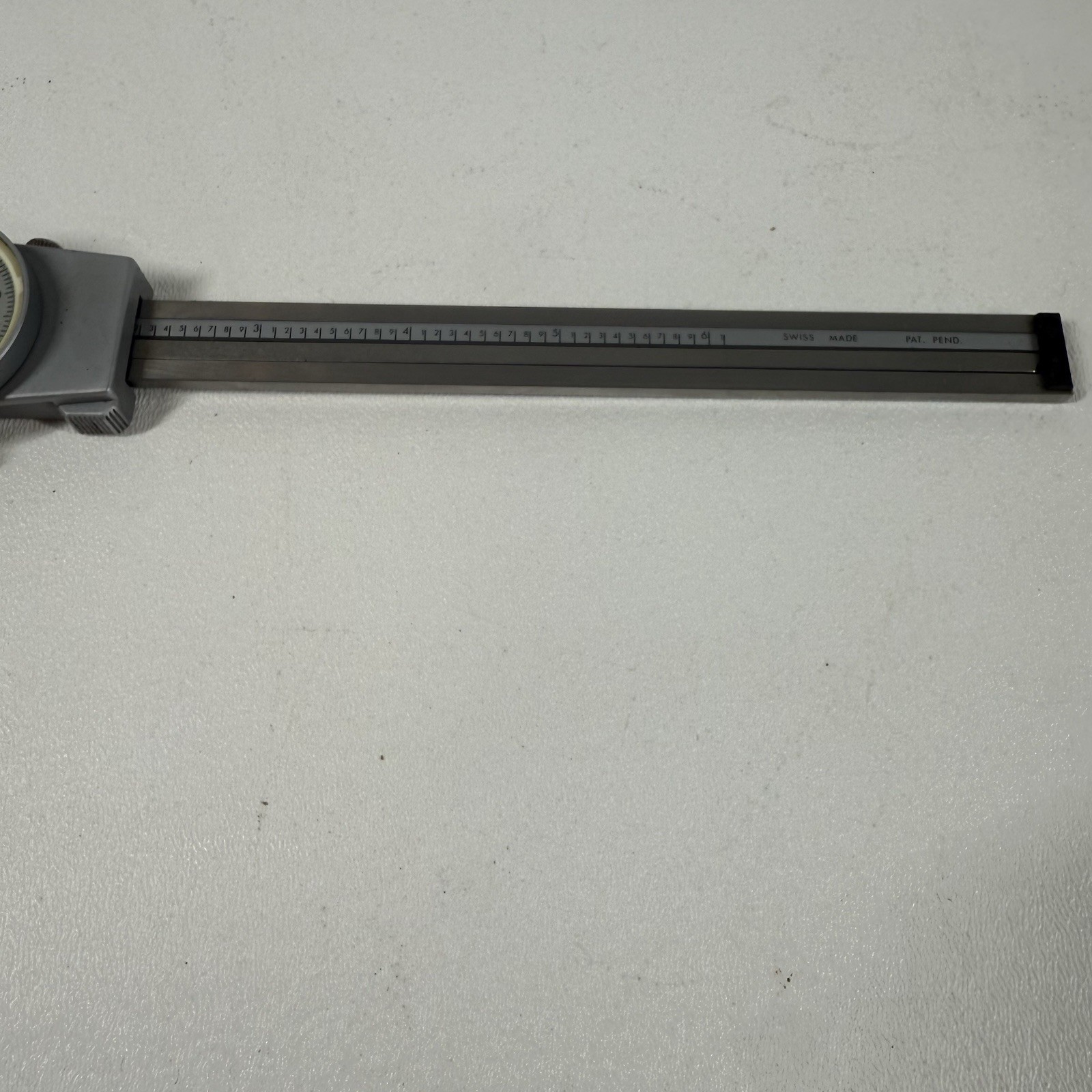 Brown & Sharpe No. 599-579-3 Machinists 6″ Dial Caliper .001″ Swiss *FREE SHIP