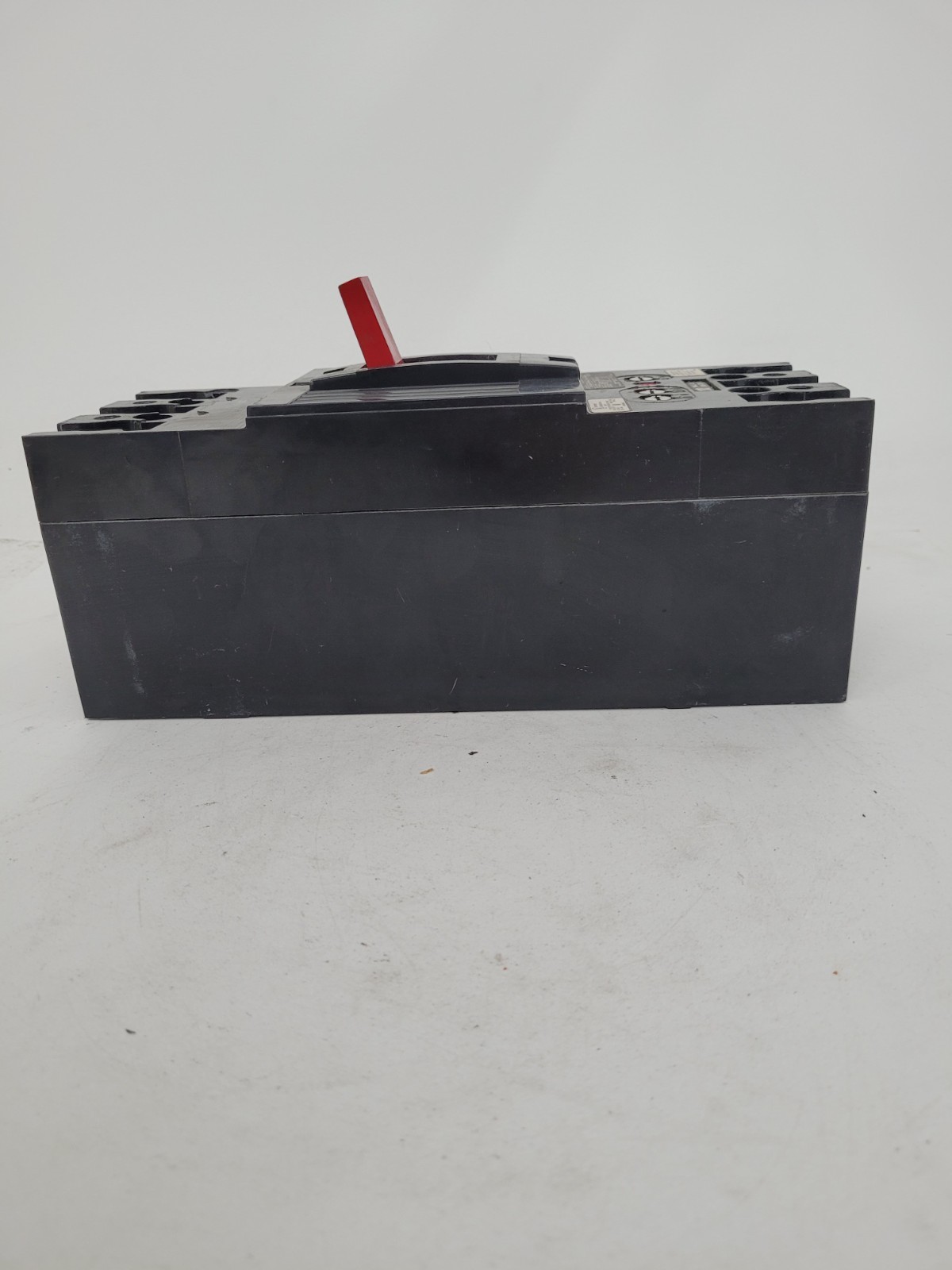 THFK236200 GE 200 Amp 600 Volt Circuit Breaker – Next Day Option