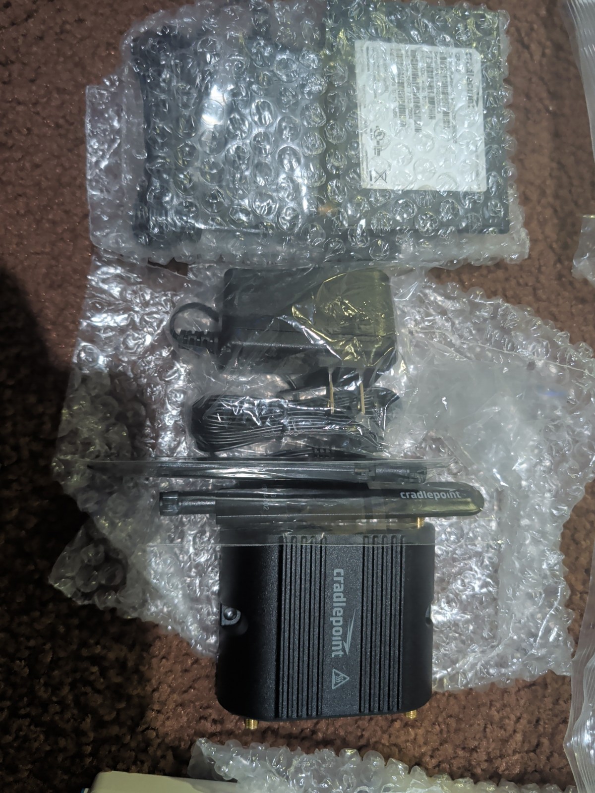​BULK LOT (18) Dragino LHT65 LoRaWAN Sensors + (2) Cradlepoint IBR200 LTE Router