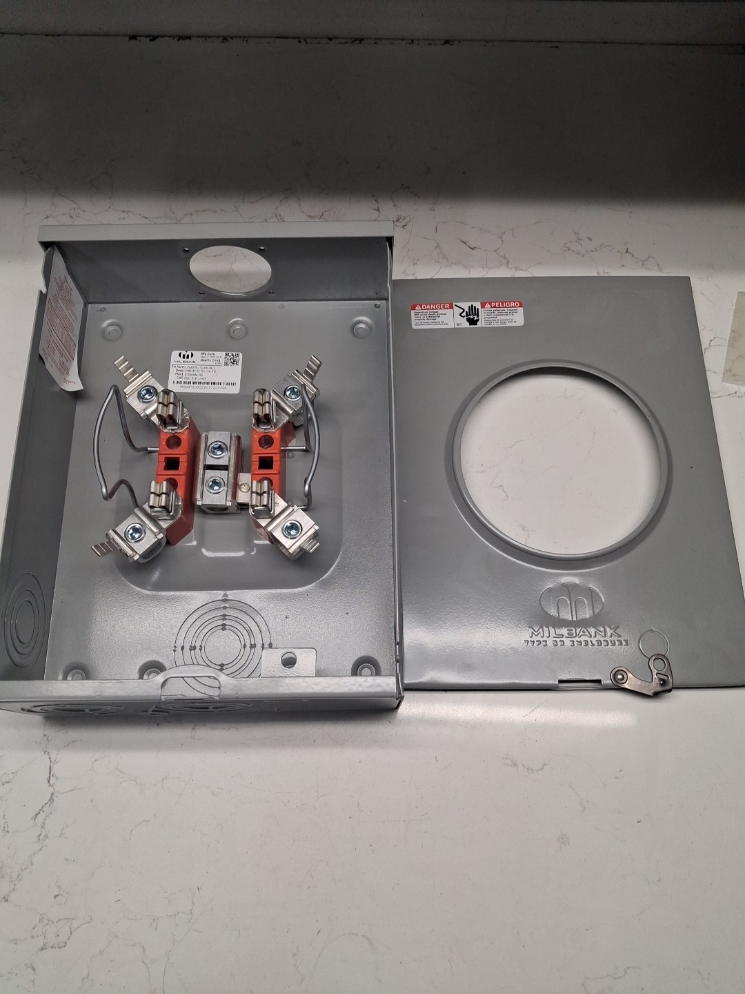MILBANK U7040-RL-TG-KK-BLG METER CAN 200 AMP