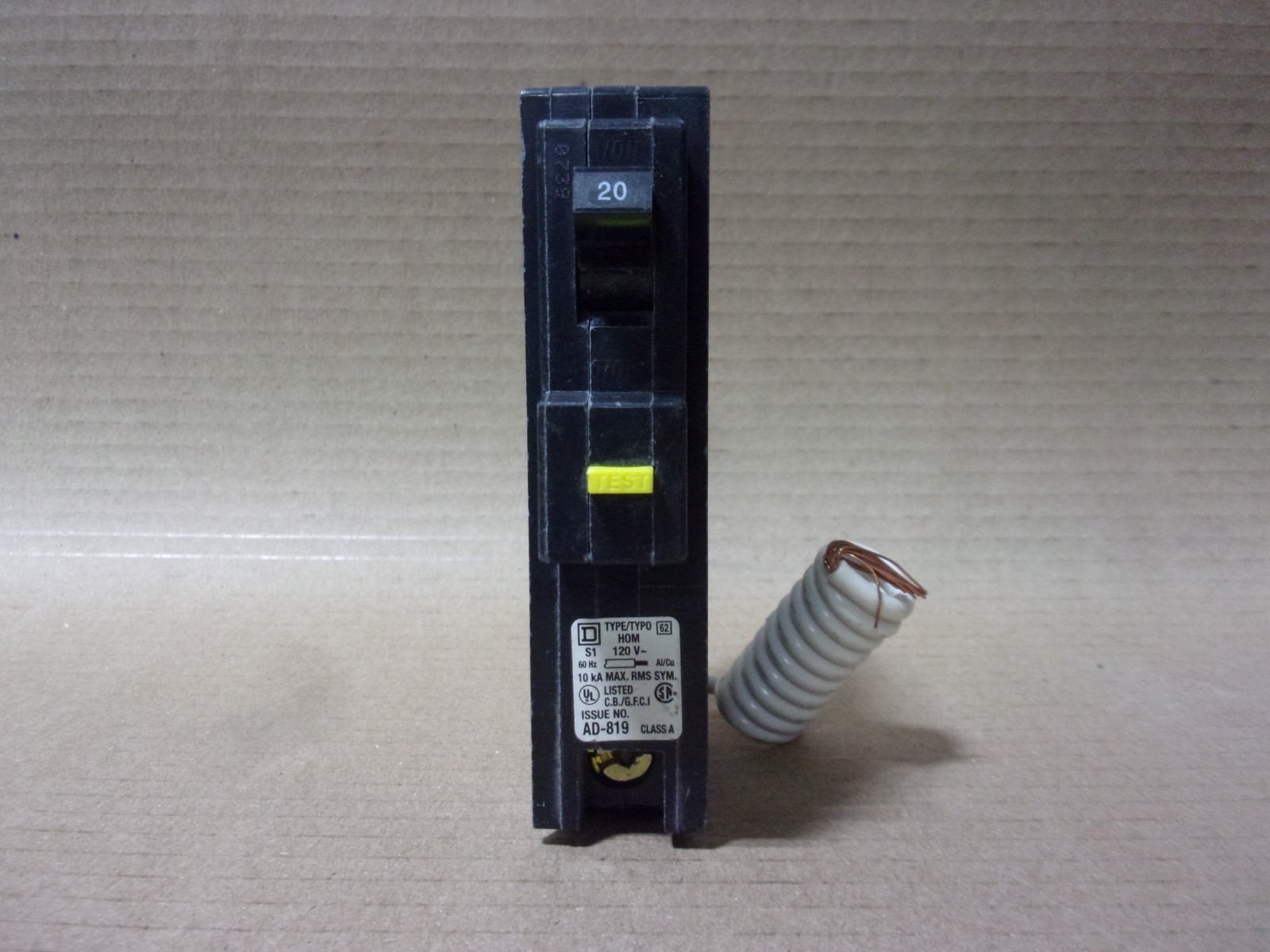 Square D HOM HOM120GFI 1 Pole 20 Amp 120V GFCI Circuit Breaker FLAWED