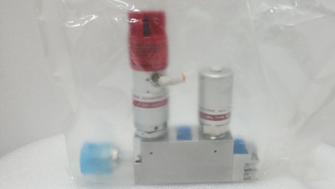 Fujikin 0.5~0.6 Mpa Type N.C, Lam 766-077821-103 Rev B Valve,Unused,Jp+97092