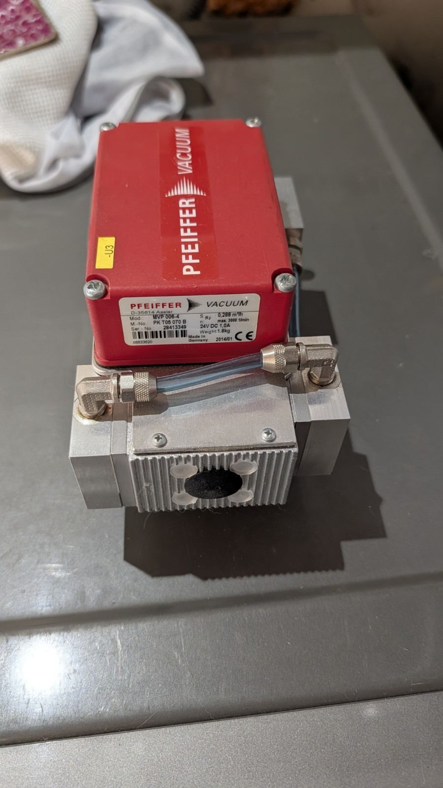 Pfeiffer Vacuum MVP 006-4 24V DC 4 Diaphragm Oil-Free Dry Pump Working
