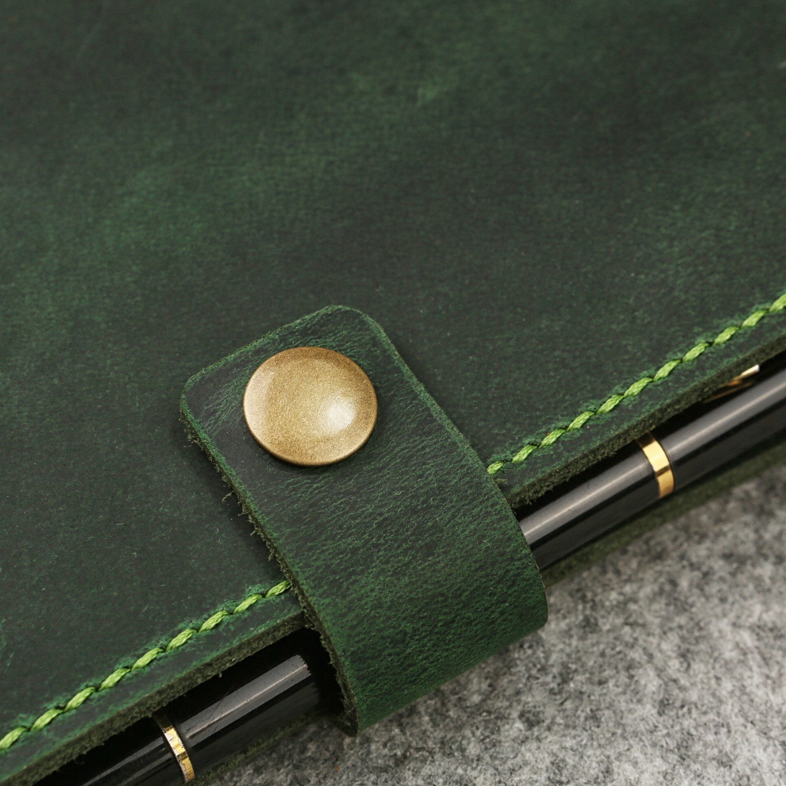 Personalised A5 A6 Leather Refillable Planner Binder 6 Ring Travelers Journal