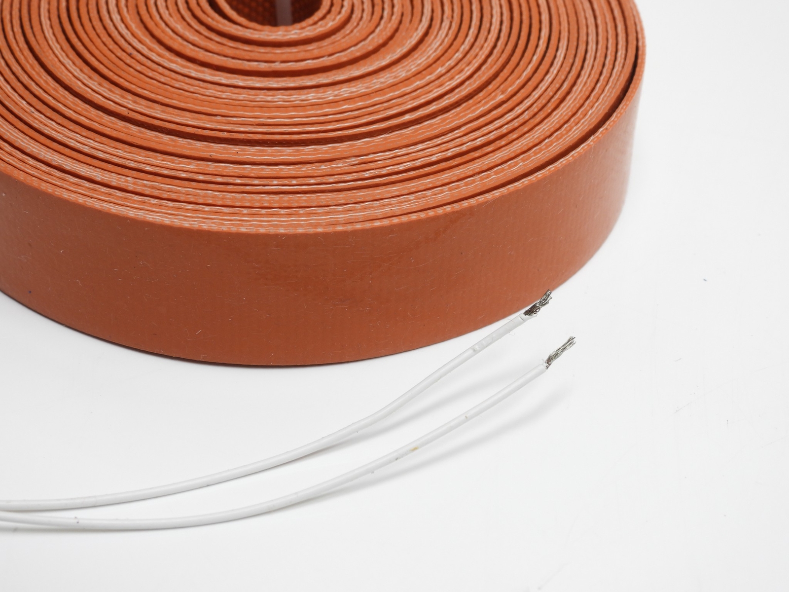Flexible Silicone Rubber Heating Pad 220V 450W (1″ x 25′), 7620mm x 25.4mm