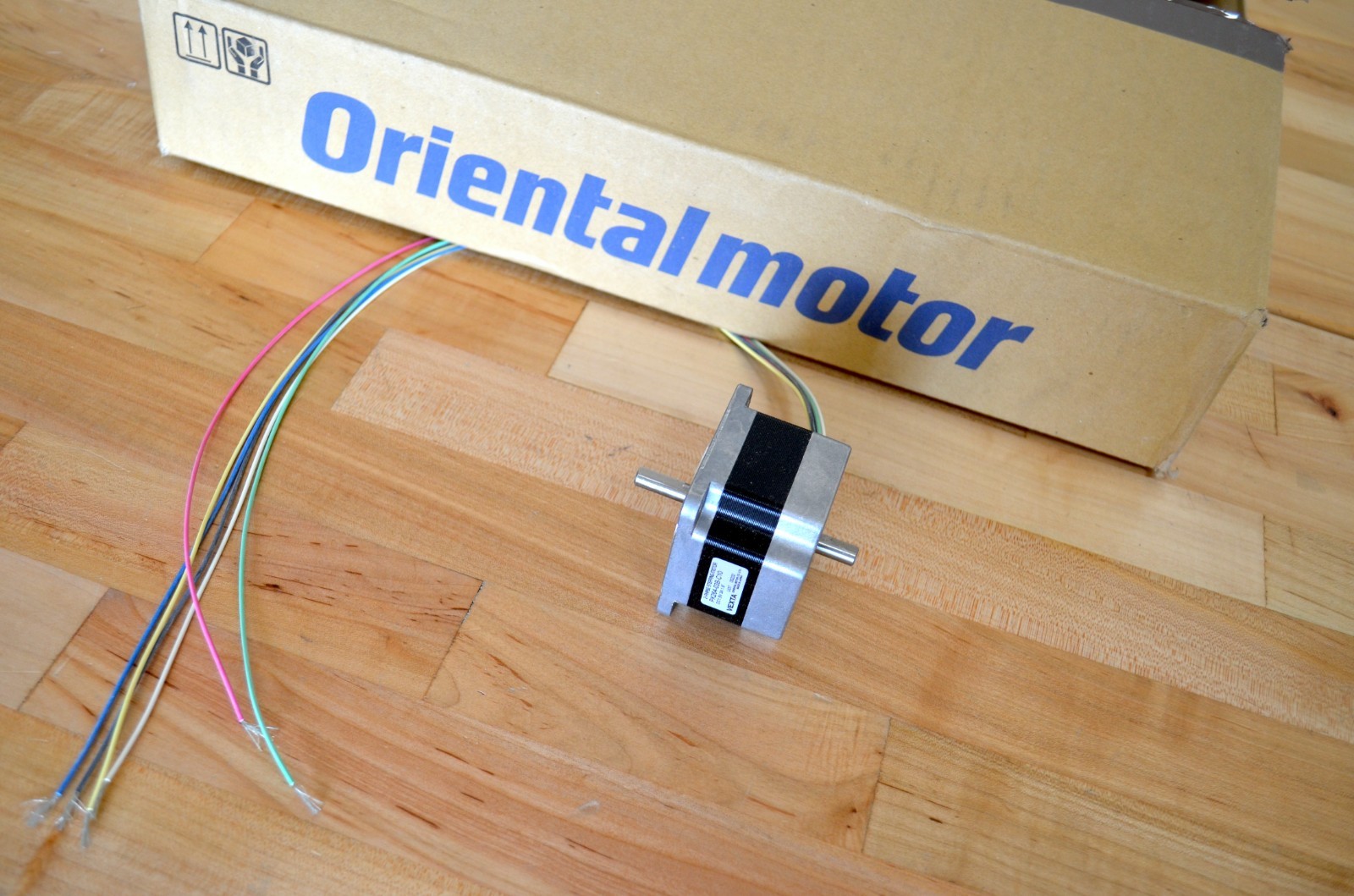 NEW Vexta Oriental PK264-03B Nema23 Dual-Shaft Stepper Stepping Motor 68oz-in x1