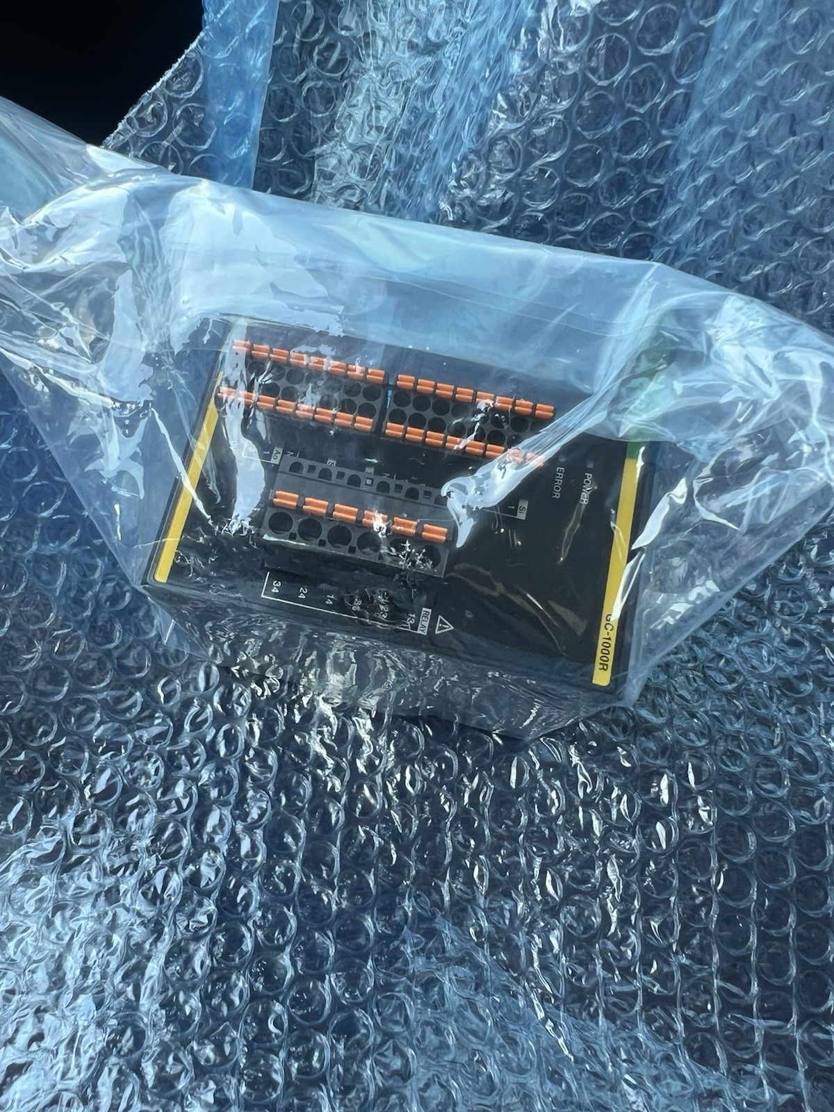 KEYENCE GC-1000R Safety Controller Module for GC Series Controller Platform