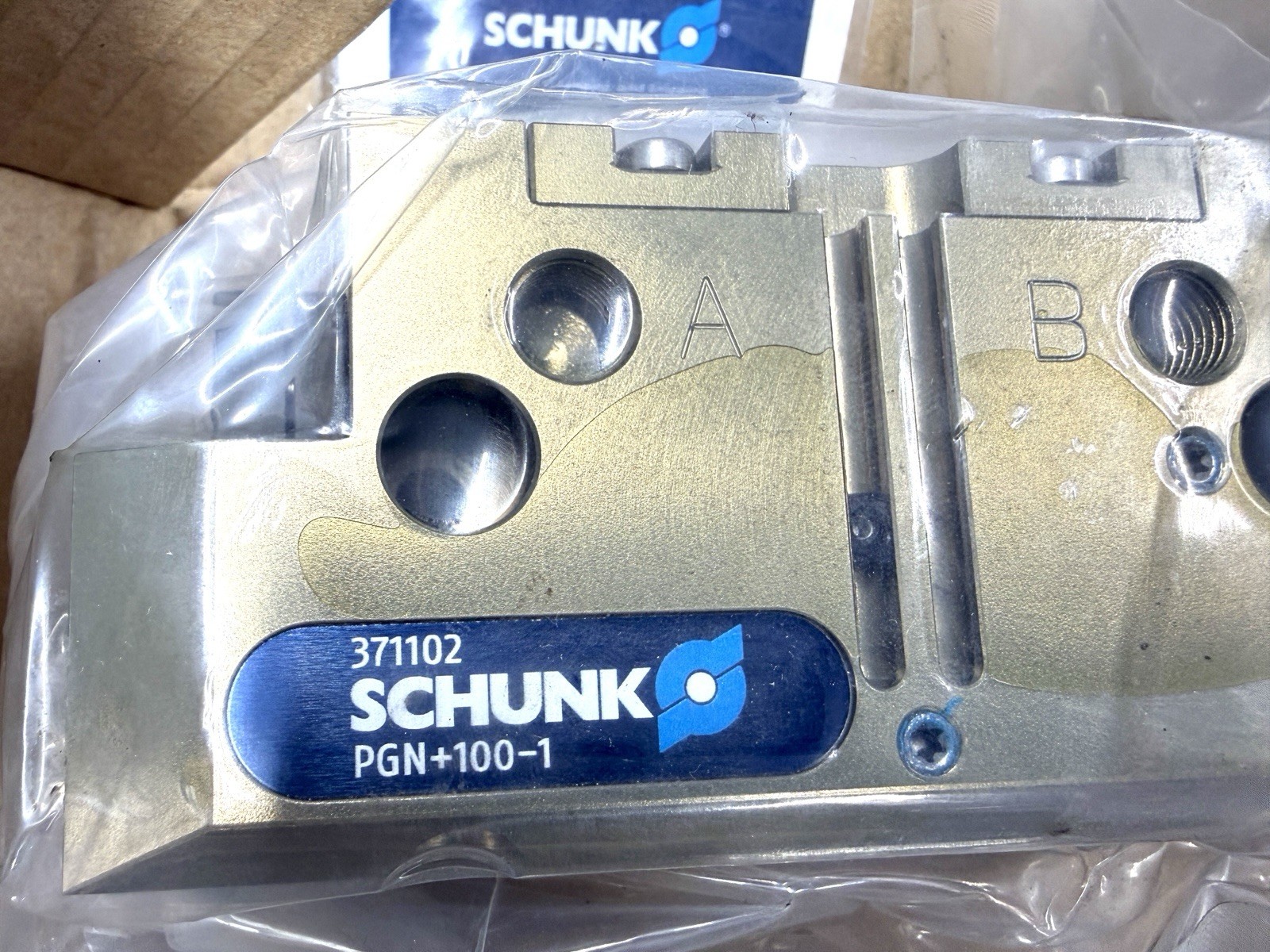 SCHUNK PGN-Plus 100-1 (0371102) Pneumatic Gripper- Brand New