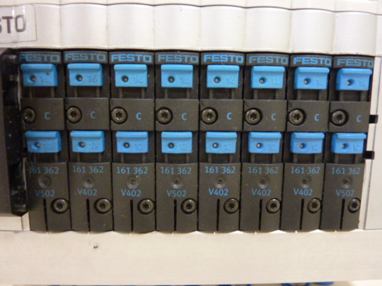 FESTO Drive CPV14-GE-FB-8-CPI Scratch & Dent #54701