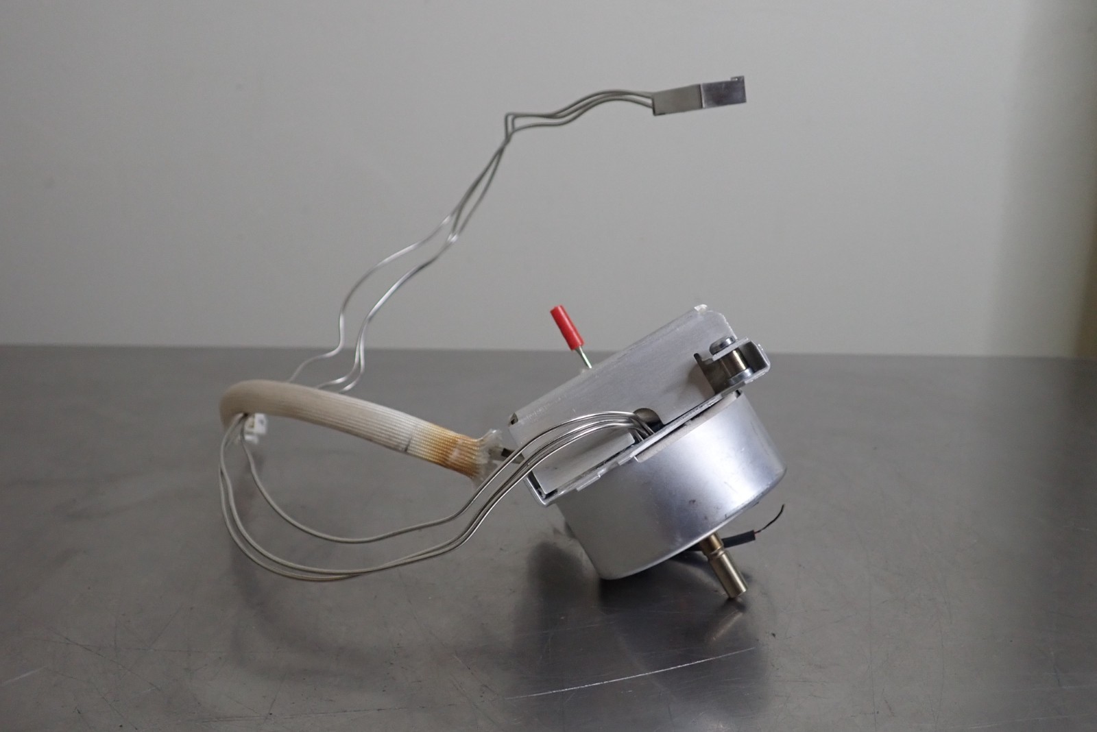 Agilent Technologies G3450-67321 8890 TCD Cell Assembly