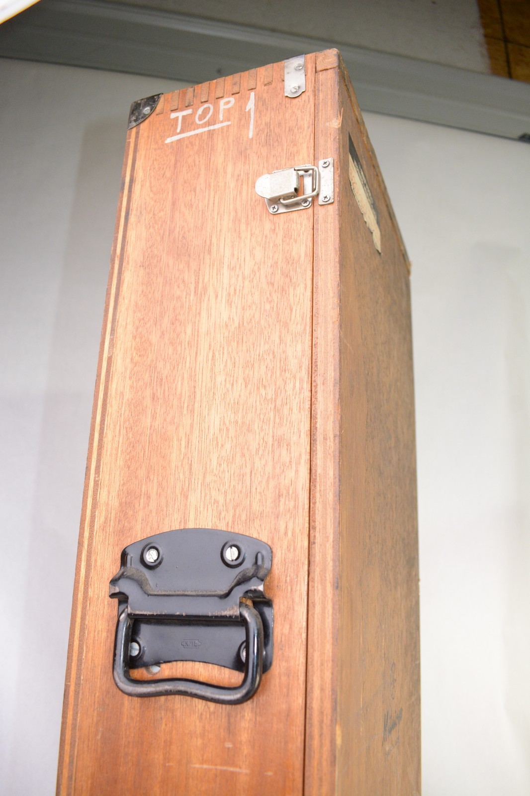 🌟 Mitutoyo 600mm Vernier Height Gage #520-150 – .02mm Graduation – Wooden Box