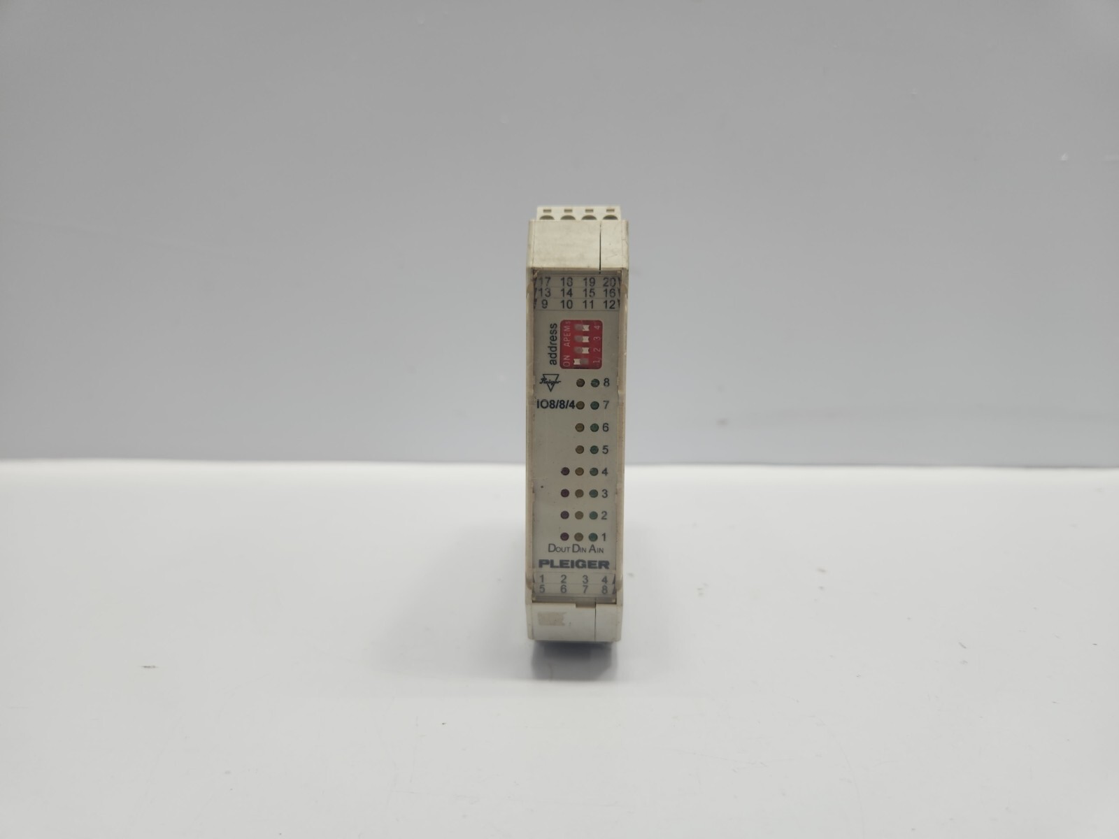 PLEIGER ELEKTRONIK IO 8/8/4 INPUT/OUTPUT MODULE 9341100300