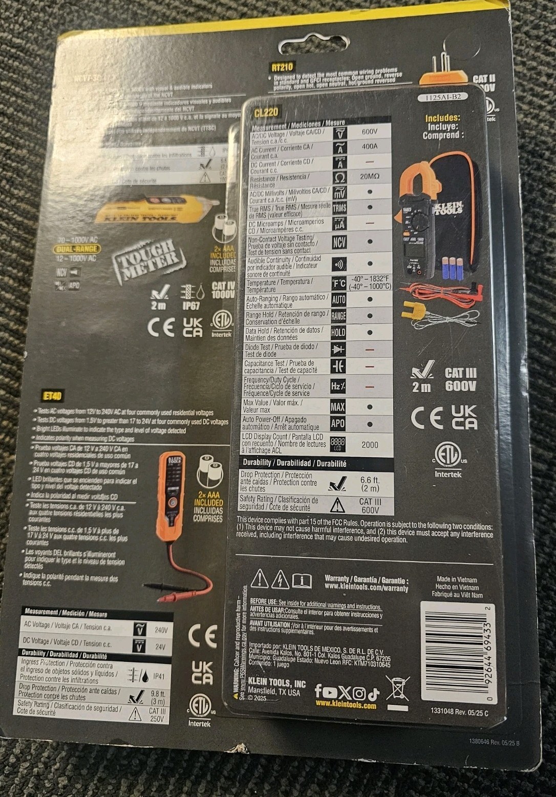 New Klein Tools Premium Meter Electrical Test Kit CL220VP. Free Shipping