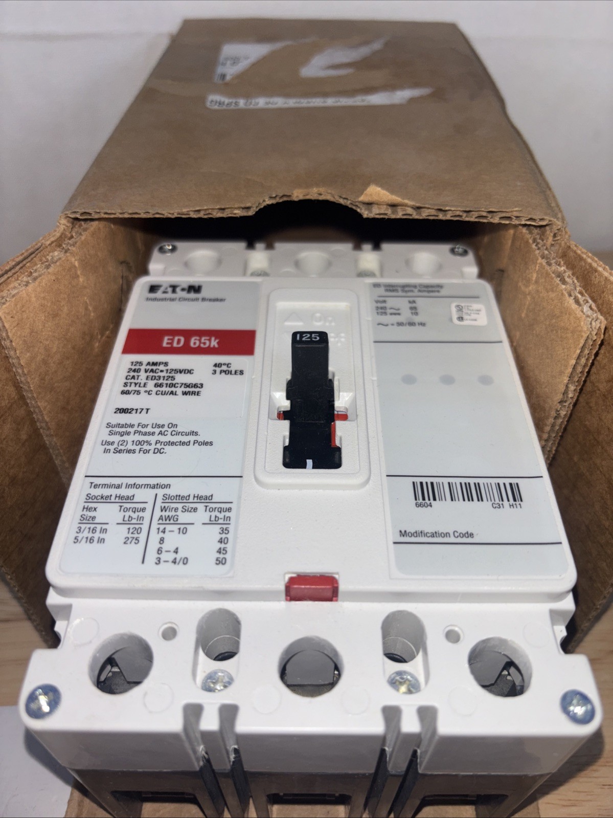 Eaton ED3125, 125 Amp, 3 Pole , 240VAC 65KA, Main Breaker
